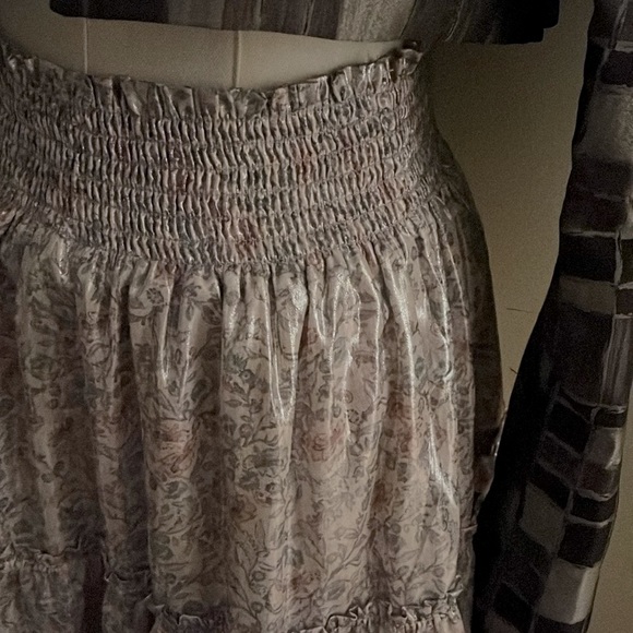 Silver mini peasant skirt - Picture 3 of 3
